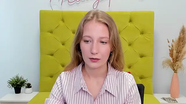 LolaWilsons online show from March 27, 2026, 7:25 am