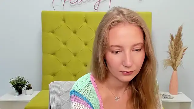 LolaWilsons online show from June 9, 2026, 6:36 am