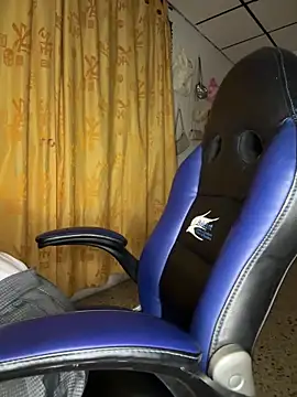 Snapshot of hurrem_18 chatting on September 11, 2025, 10:10 pm hurrem 18 online show from September 11, 2025, 10:10 pm