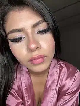 Snapshot of hurrem_18 chatting on October 1, 2025, 12:05 am hurrem 18 online show from October 1, 2025, 12:05 am