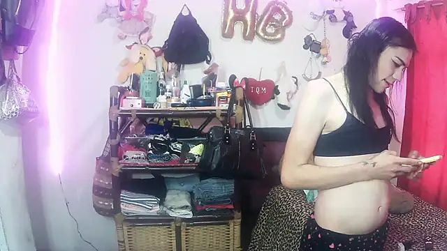 Snapshot of alexxa_dirty chatting on December 15, 2024, 2:27 pm alexxa dirty online show from December 15, 2024, 2:27 pm