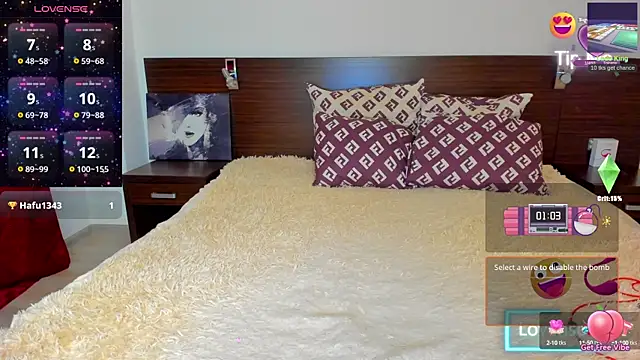 Hanna Becrett17 online show from December 19, 2024, 12:45 pm