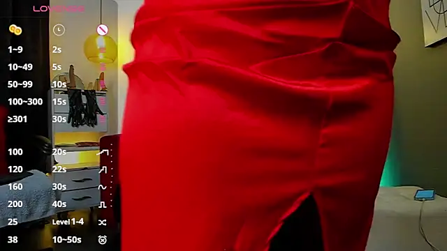 Snapshot of LiaTaylorr chatting on March 12, 2025, 12:57 pm LiaTaylorr online show from March 12, 2025, 12:57 pm