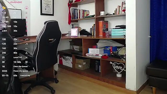 Snapshot of LiaTaylorr chatting on September 26, 2025, 12:09 pm LiaTaylorr online show from September 26, 2025, 12:09 pm