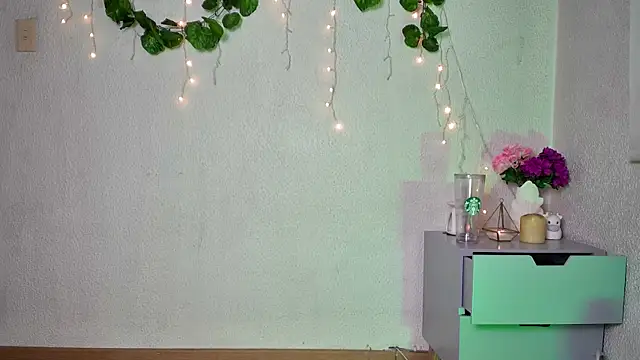 ari kat online show from February 4, 2025, 5:21 am