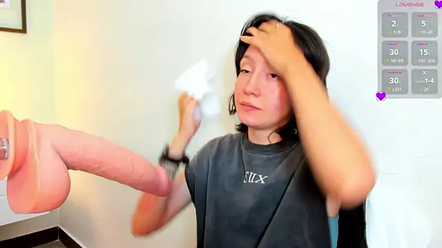 lizzy davis 1 online show from December 20, 2025, 4:19 am