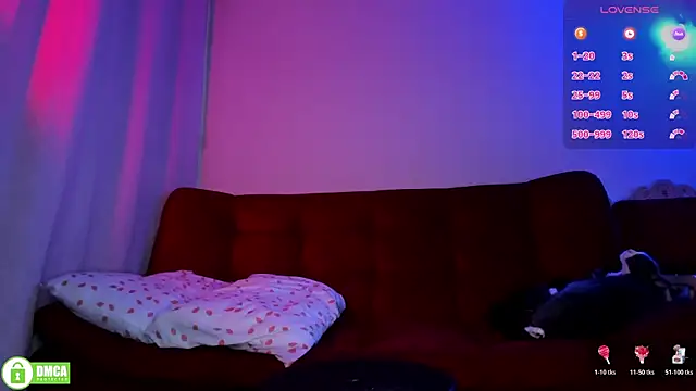 ohpetitemuse online show from April 10, 2026, 2:44 pm