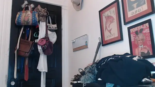 fern4ever online show from November 19, 2025, 11:38 pm