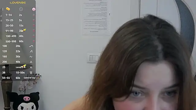 pretty little thing online show from June 5, 2026, 6:02 pm