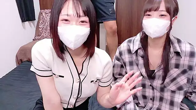 Mia--meow online show from October 10, 2025, 12:37 pm