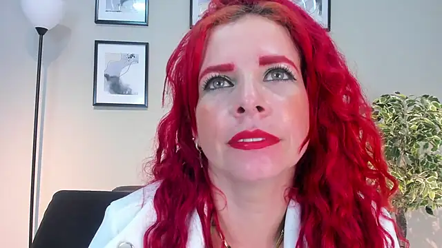 Snapshot of HannaBrave chatting on February 5, 2026, 7:29 pm HannaBrave online show from February 5, 2026, 7:29 pm