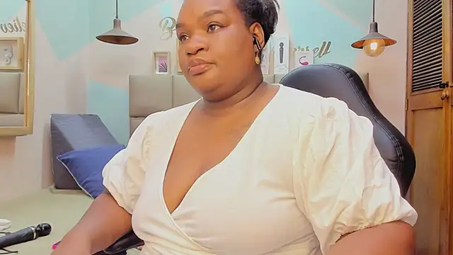 lilybaudyn  online show from September 20, 2025, 9:05 pm