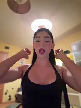 Carlita cute online show from November 4, 2025, 9:03 pm