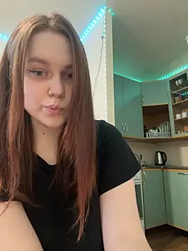 Snapshot of Marylallka5 chatting on December 5, 2024, 10:33 am Marylallka5 online show from December 5, 2024, 10:33 am