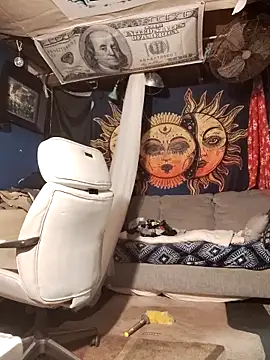 Gillygilly76 online show from March 15, 2025, 12:13 pm