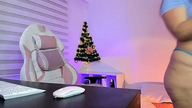 Gaby Miller22 online show from December 9, 2024, 12:23 am