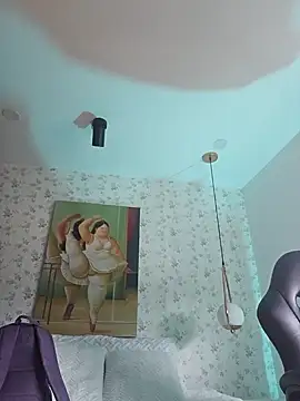 valery mora online show from January 25, 2025, 1:30 pm