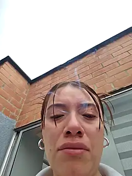 valery mora online show from February 11, 2025, 1:41 pm