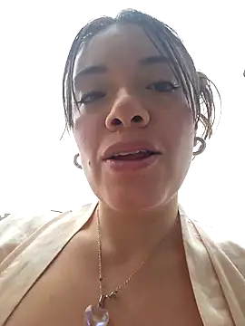 valery mora online show from February 11, 2025, 4:46 pm