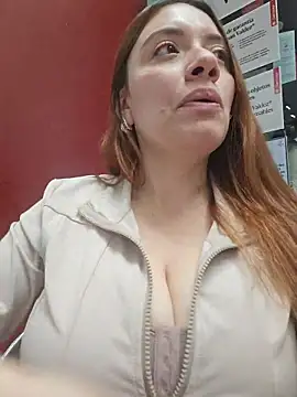 valery mora online show from April 2, 2026, 6:05 pm