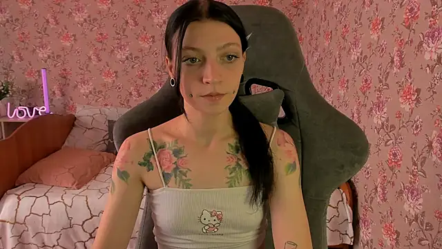 Lolly Haze online show from October 20, 2025, 6:25 am