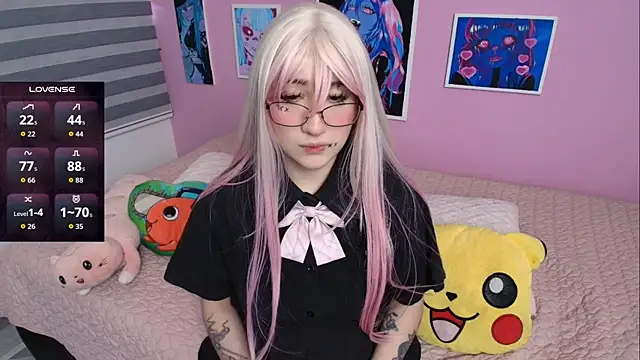 Miwa violet online show from November 10, 2025, 6:29 pm