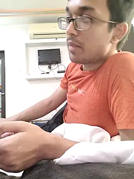 THE NAKED BOY online show from March 1, 2025, 3:53 am