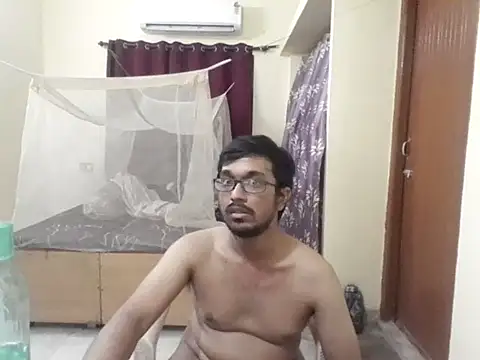 Snapshot of THE_NAKED_BOY chatting on April 24, 2026, 3:03 pm THE NAKED BOY online show from April 24, 2026, 3:03 pm