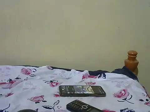 cutejayden online show from November 7, 2025, 9:31 am