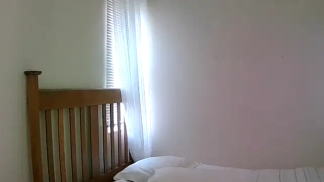 Snapshot of Miahotmilf chatting on February 22, 2025, 4:40 pm Miahotmilf online show from February 22, 2025, 4:40 pm