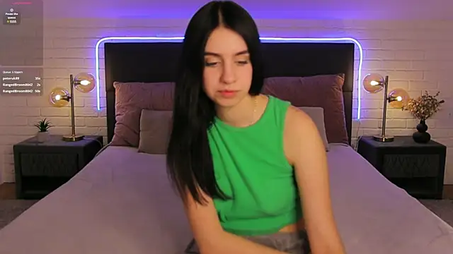 Snapshot of Dina_Foxxx chatting on January 30, 2025, 4:34 pm Dina Foxxx online show from January 30, 2025, 4:34 pm