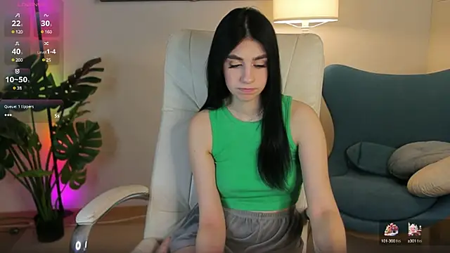 Snapshot of Dina_Foxxx chatting on March 19, 2025, 10:00 am Dina Foxxx online show from March 19, 2025, 10:00 am