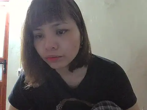 Angela-Eira online show from November 8, 2025, 9:13 pm