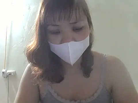 Angela-Eira online show from June 5, 2026, 6:57 pm