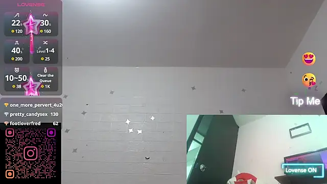 sweetlittlelisa online show from December 5, 2024, 9:06 pm