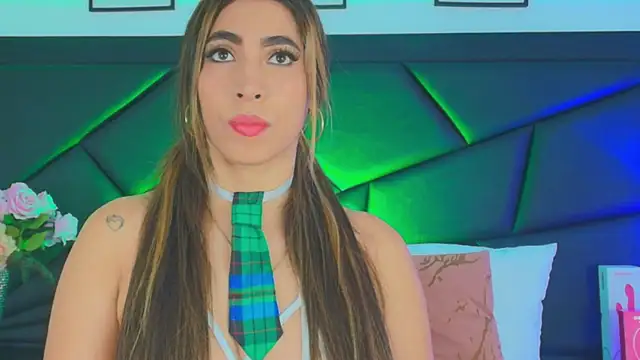 SophieCarther online show from November 18, 2025, 11:14 am