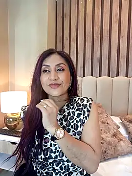 Snapshot of MonicaMoret chatting on February 17, 2025, 12:27 pm MonicaMoret online show from February 17, 2025, 12:27 pm