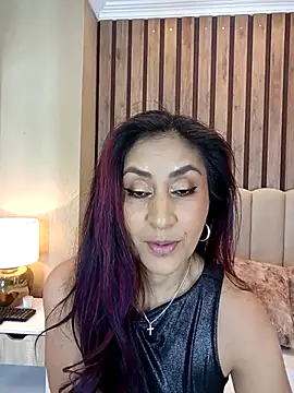 Snapshot of MonicaMoret chatting on March 12, 2025, 12:15 pm MonicaMoret online show from March 12, 2025, 12:15 pm