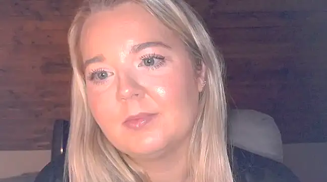 Jessica69G online show from January 3, 2025, 9:47 pm