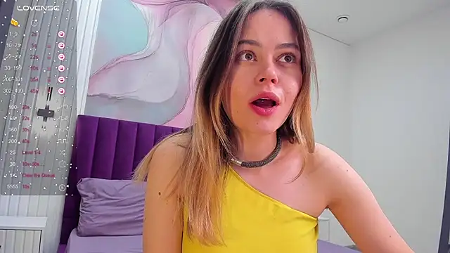 Kelly Cuutie online show from February 1, 2025, 5:07 am