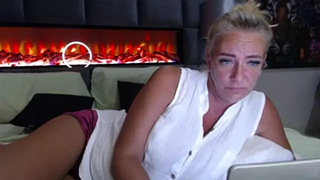 Wendysexyx online show from April 15, 2026, 12:50 am