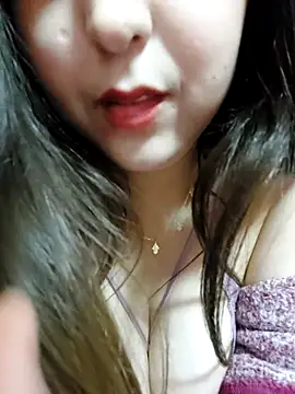 LoNa-daloua online show from March 11, 2025, 10:53 pm