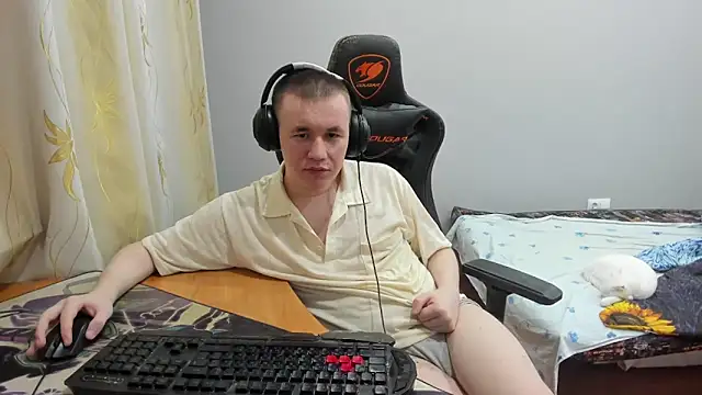 iliaskrislove online show from October 3, 2025, 4:15 pm