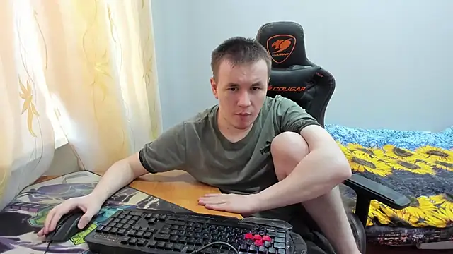 iliaskrislove online show from October 26, 2025, 4:18 am