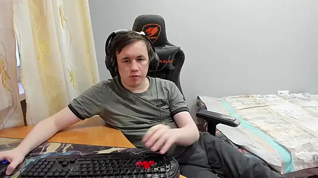 iliaskrislove online show from March 8, 2026, 2:10 pm