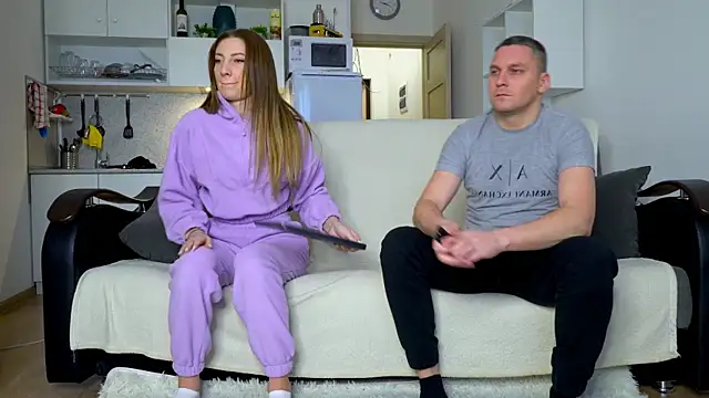 littlesweettifany online show from January 10, 2026, 11:45 am