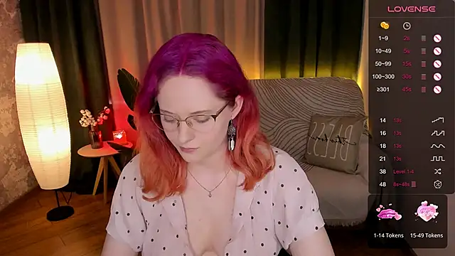 Aemilia  online show from January 13, 2025, 7:11 am