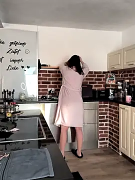 Linalicious online show from March 20, 2025, 6:52 am