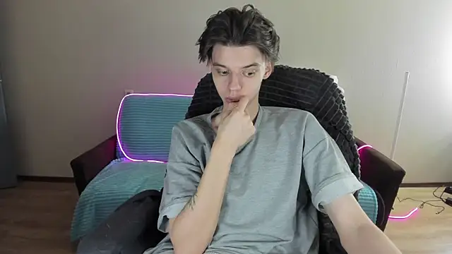 Liam sexy1 online show from December 30, 2024, 7:48 am