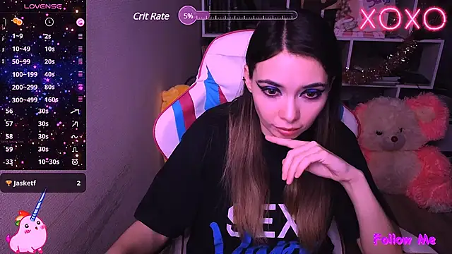 Snapshot of Sia_Shine chatting on February 21, 2025, 11:32 pm Sia Shine online show from February 21, 2025, 11:32 pm